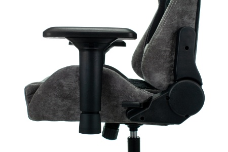 Кресло игровое Zombie Viking 7 Knight черное